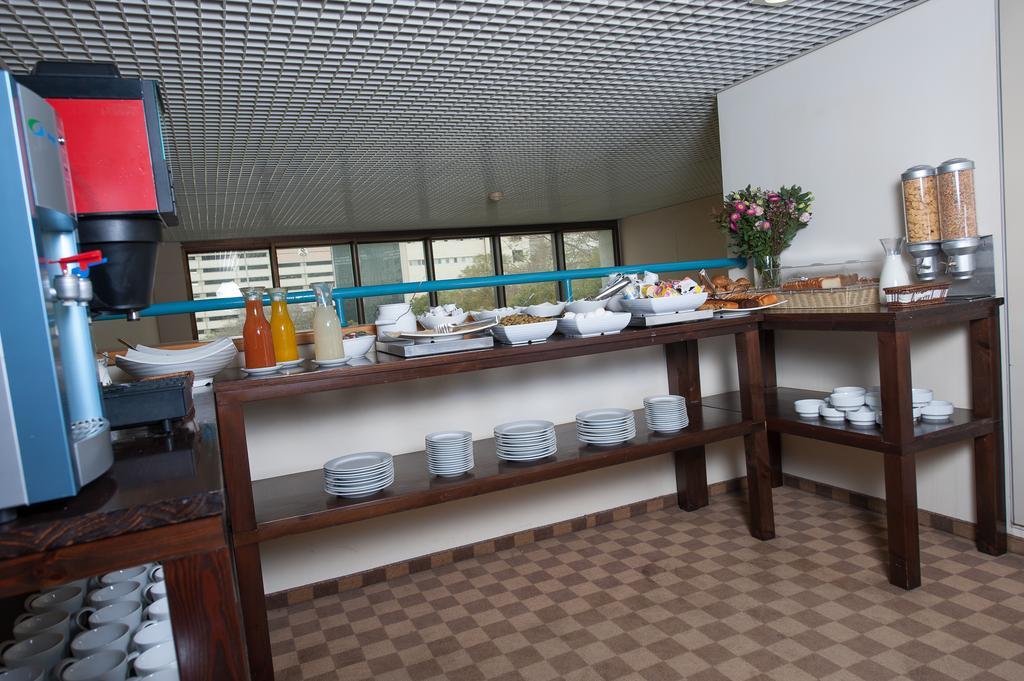 Apropo Hotel Ramat Gan Esterno foto