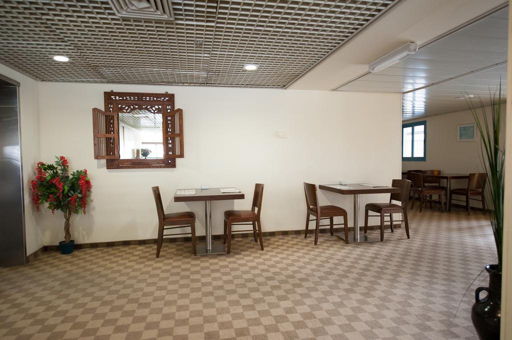 Apropo Hotel Ramat Gan Esterno foto