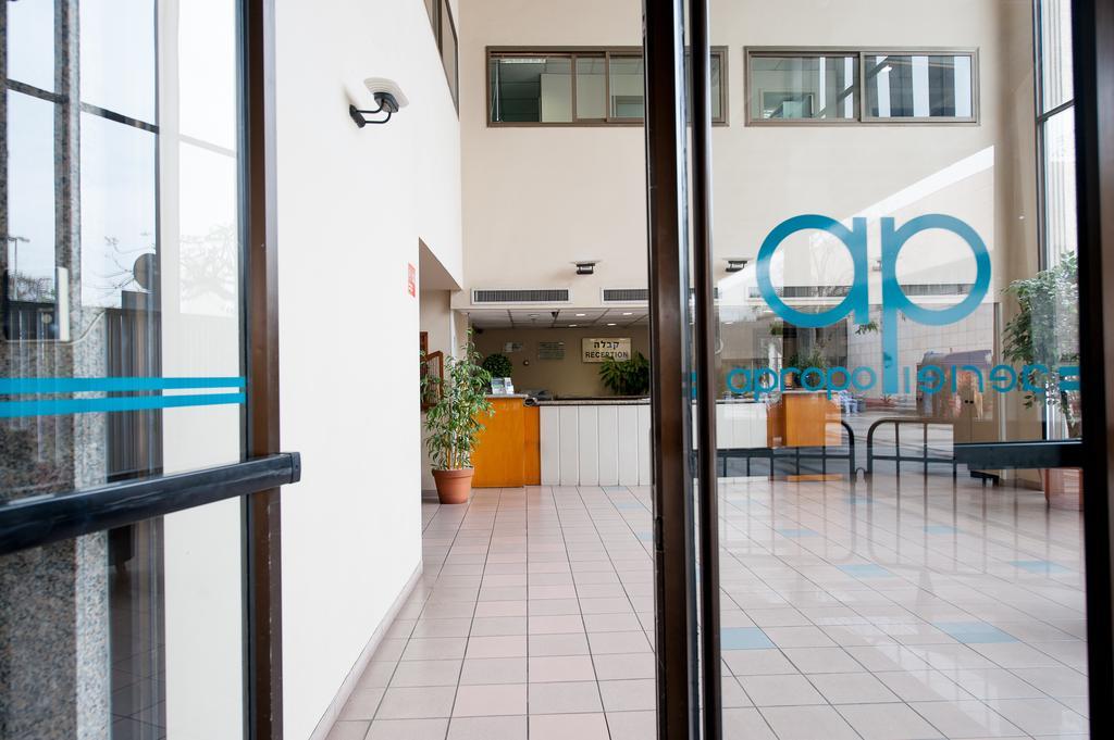 Apropo Hotel Ramat Gan Esterno foto
